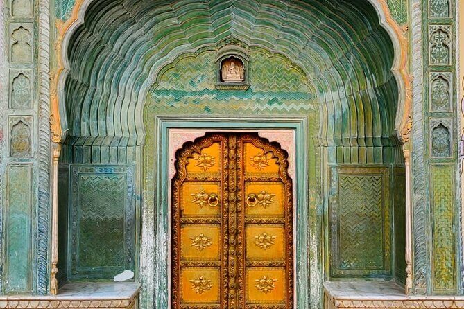 2-Day Private Jaipur City Sightseeing Tour with Three Forts - Jaigarh Fort: fortress history plus practical museums