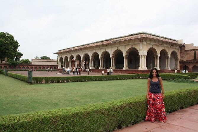 Day Trip to The Taj Mahal and Agra with Fatehpur Sikri from Jaipur - Taj Mahal: tickets, timing, and what to notice