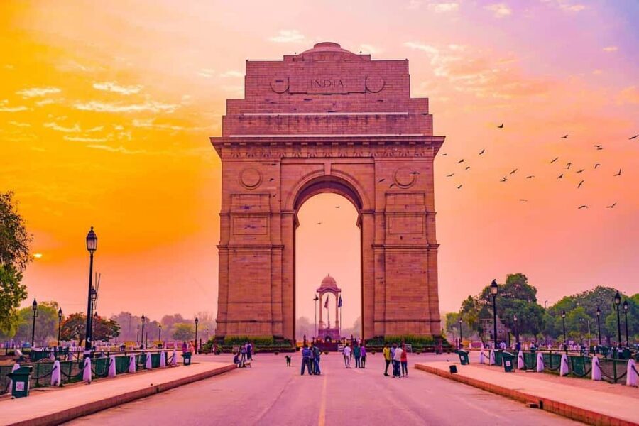 From Delhi: Private 5 Days Golden Triangle Guided Tour - Day 2: Fatehpur Sikri before Jaipur’s forts and palaces