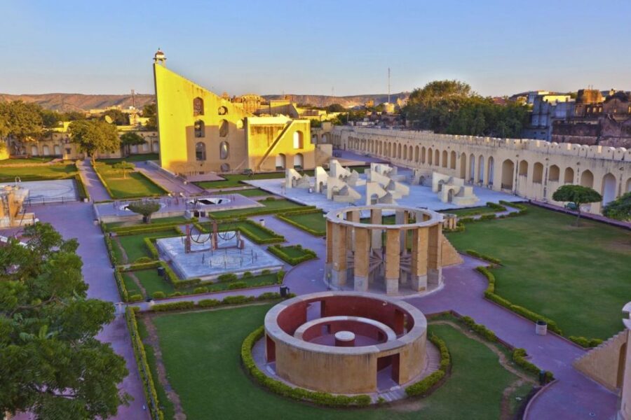 From Delhi: Private 5 Days Golden Triangle Guided Tour - Day 4: Amber Fort + Jal Mahal, then back to Delhi