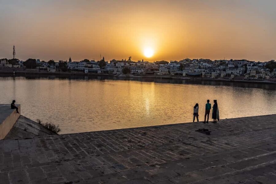 From Jaipur: Same Day Pushkar Self-Guided Day Trip - Brahma Temple: The World’s Only Brahma Shrine (and the Rules That Come With It)