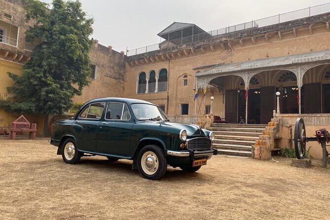Full Day Jaipur Sightseeing Tour By Tuk Tuk - Gatore Ki Chhatriyan: royal cenotaphs near Nahargarh