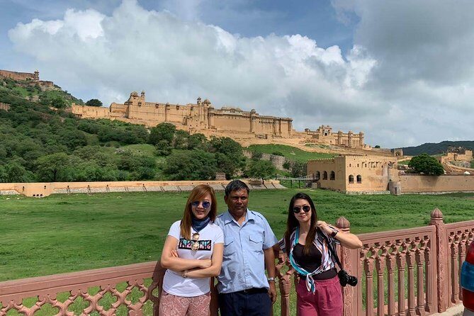 Golden Triangle Tours - Day 1 in New Delhi: settle in before the monument sprint
