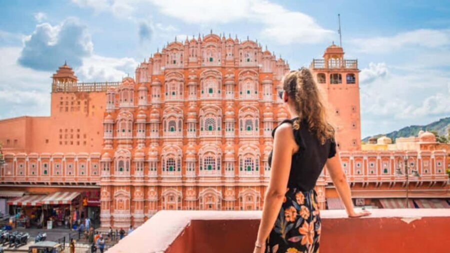 Jaipur: Private Guided Half Day & Full Day Tour in Jaipur - Why a private guide in Jaipur saves you time (and confusion)