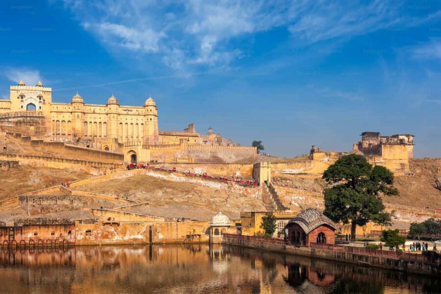 Jaipur: Private Guided Half Day & Full Day Tour in Jaipur - Amber Fort: more than a big fort photo