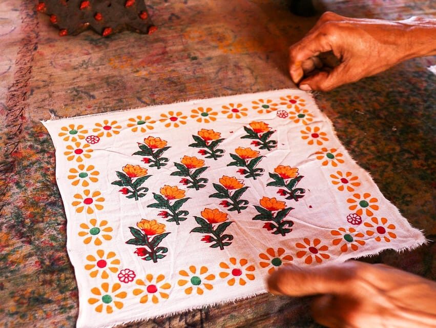 Jaipur: Private Shopping Tour with Block Printing Workshop - Getting around with pickup and a private driver