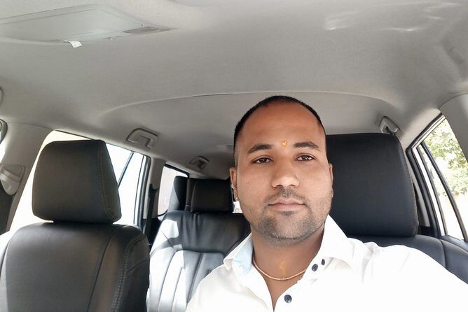 Jaipur to New Delhi Airport/Hotel – One-Way Cab Private Transfers - Getting Picked Up Anywhere in Jaipur (and Why It Matters)