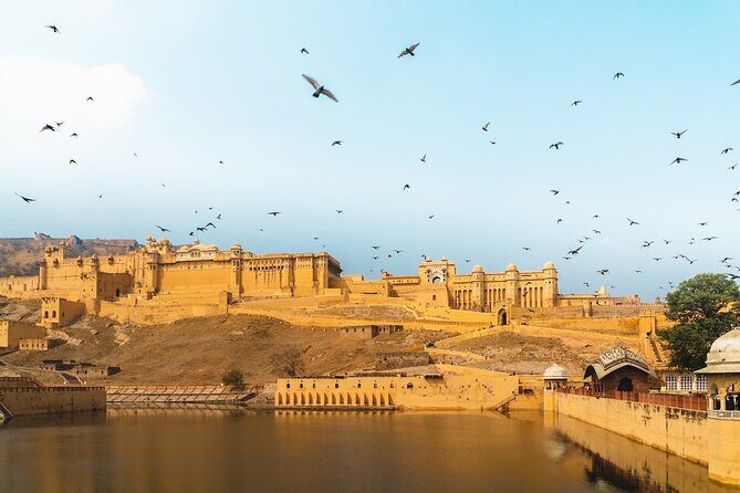 Private Guided Half Day Tour Jaipur - Stop 2: Jagat Shiromani Ji Temple (Krishna, stone, and quiet)